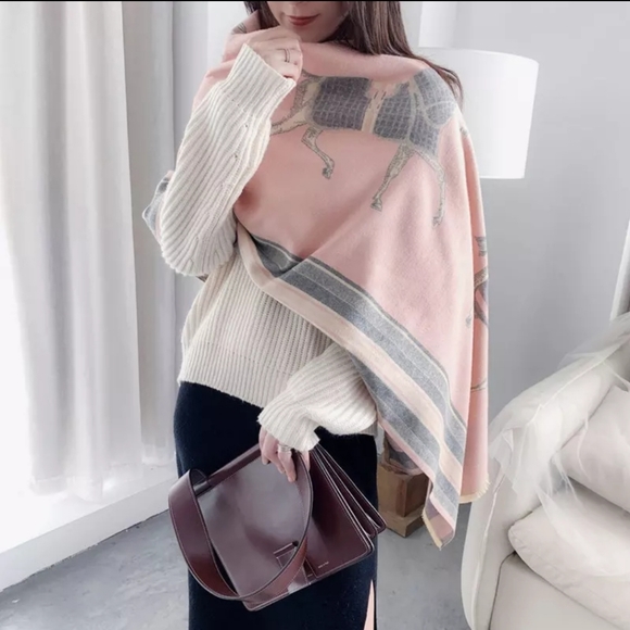 ⭐NEW! Cashmere Luxury Horse Scarf - Picture 6 of 6